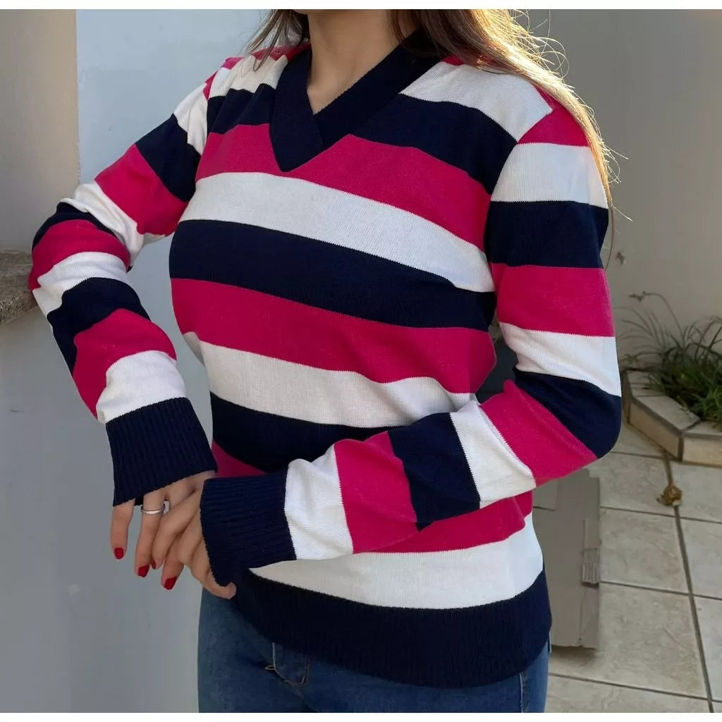 Blusa Feminina de Tricot Listrada com Gola V para Inverno