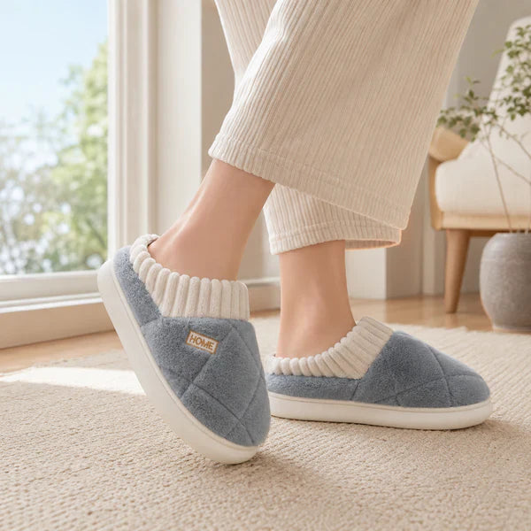 Pantufa Unissex Aveludada com Solado Antiderrapante | VelvetWalk