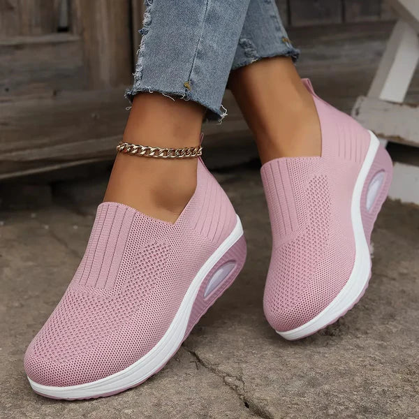 Tênis Feminino Slip On Casual Macio e Antiderrapante