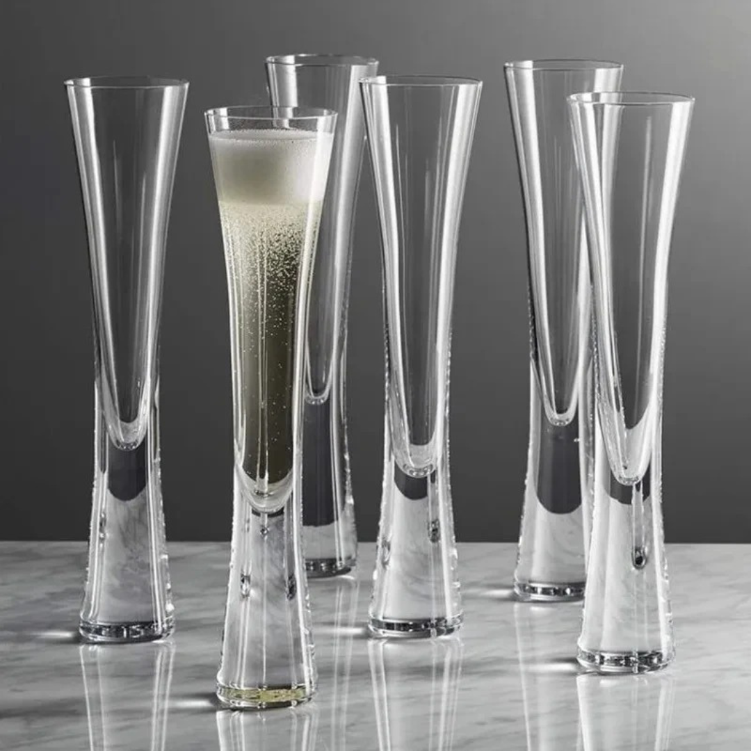 Taças de Champanhe Elegantes em Vidro