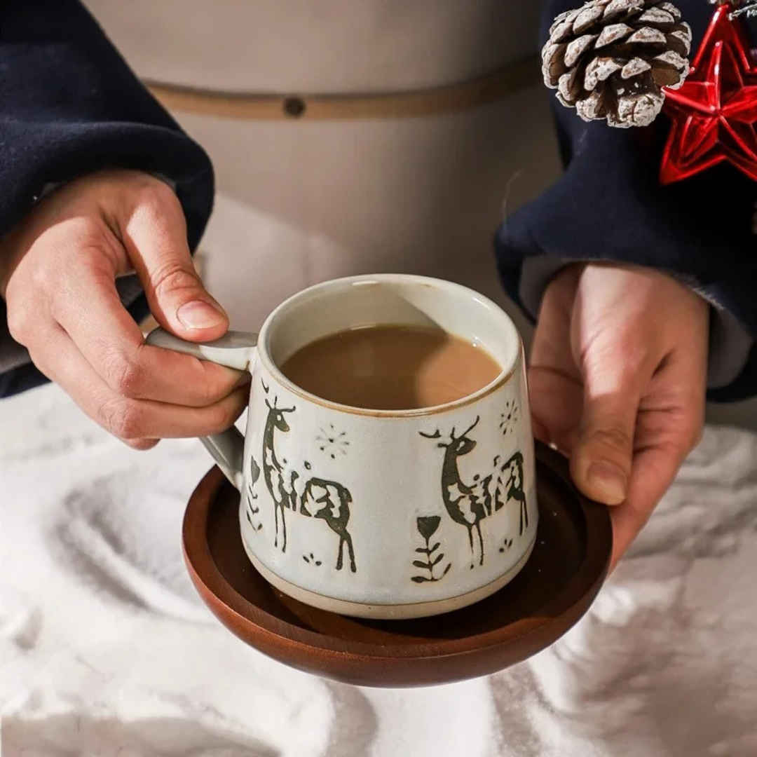 Caneca Natalina de Cerâmica com Alça Resistente ao Calor
