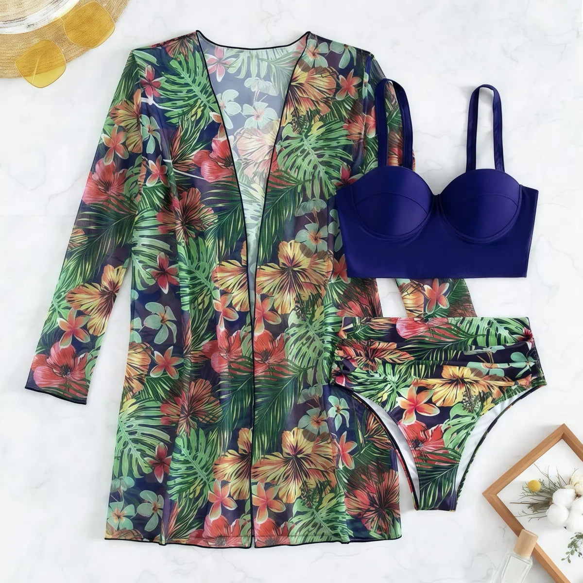 Conjunto Biquíni 3 Peças Feminino com Saída de Praia Estampa Tropical