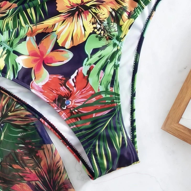 Conjunto Biquíni 3 Peças Feminino com Saída de Praia Estampa Tropical