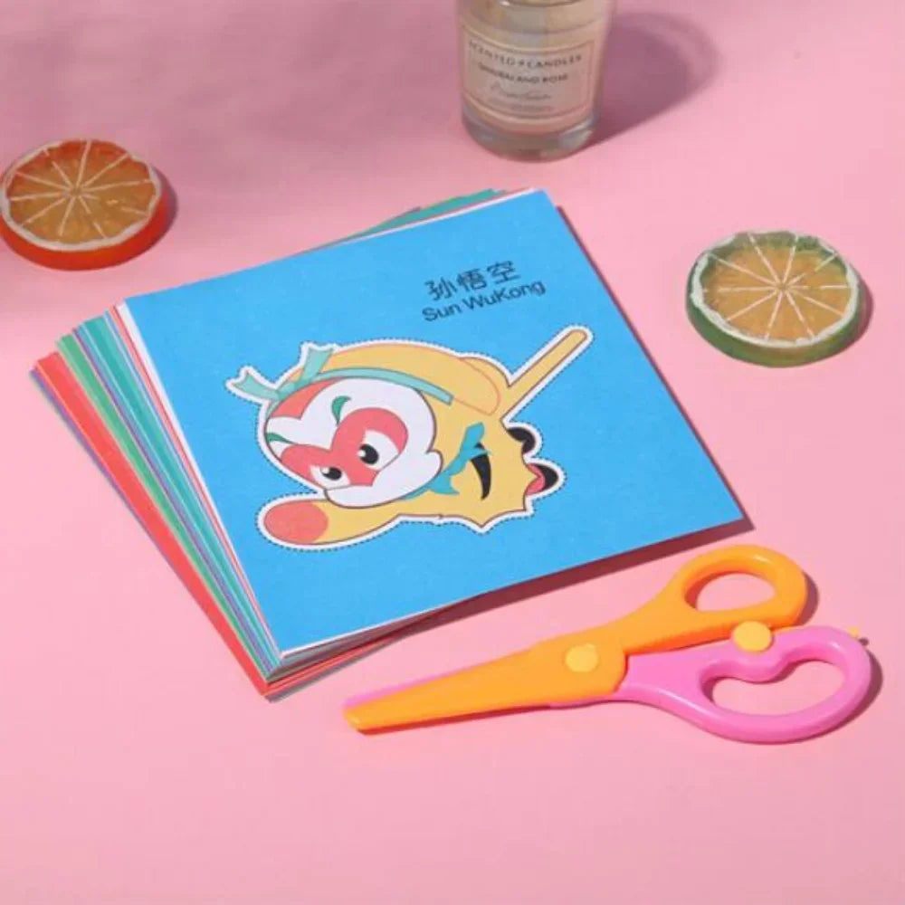 Kit com 48 Peças de Papel para Recorte e Atividades Manuais + Tesoura Infantil