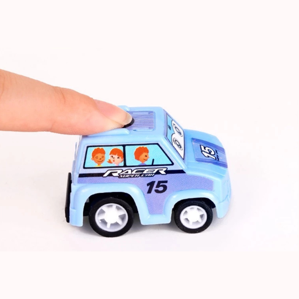 Kit com 6 Mini Carrinhos de Brinquedo Retráteis com Bolsa Portátil