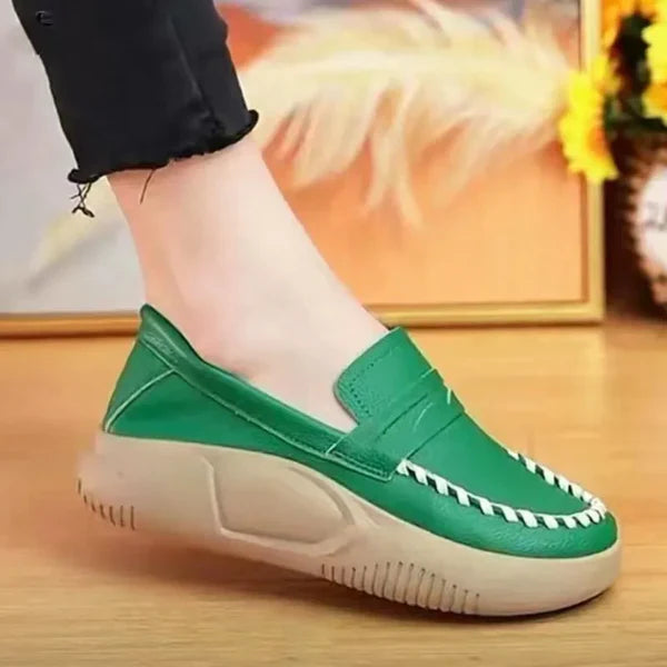 Mocassim Anatômico Feminino de Couro | FashionEase