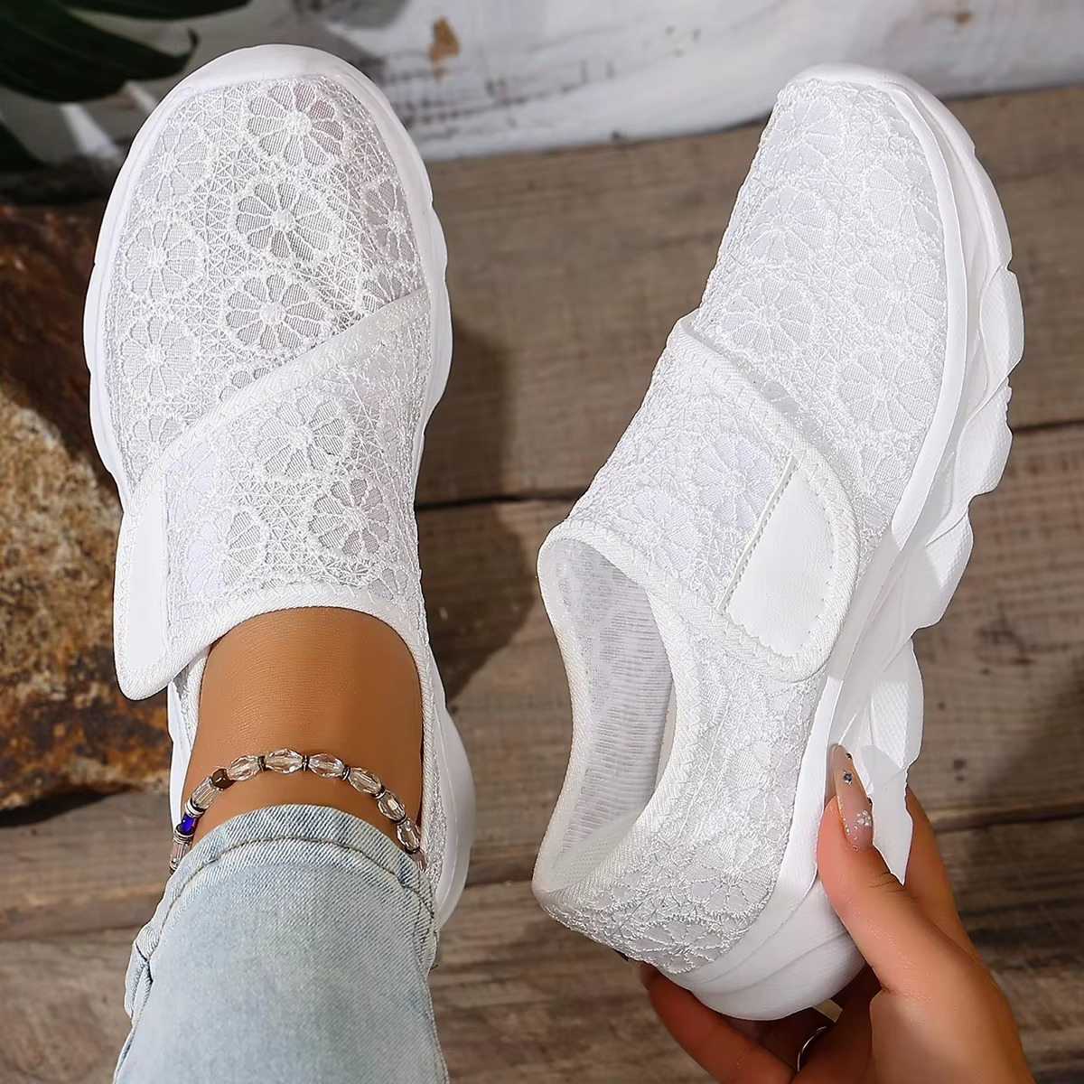 Tênis Feminino Anatômico para Caminhada Respirável | ComfortStride